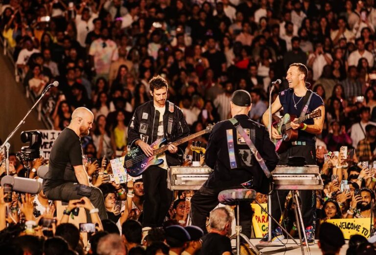 Coldplay Ubah Sampah Jadi Simfoni: Vinyl dari Plastik Daur Ulang Pertama di Dunia